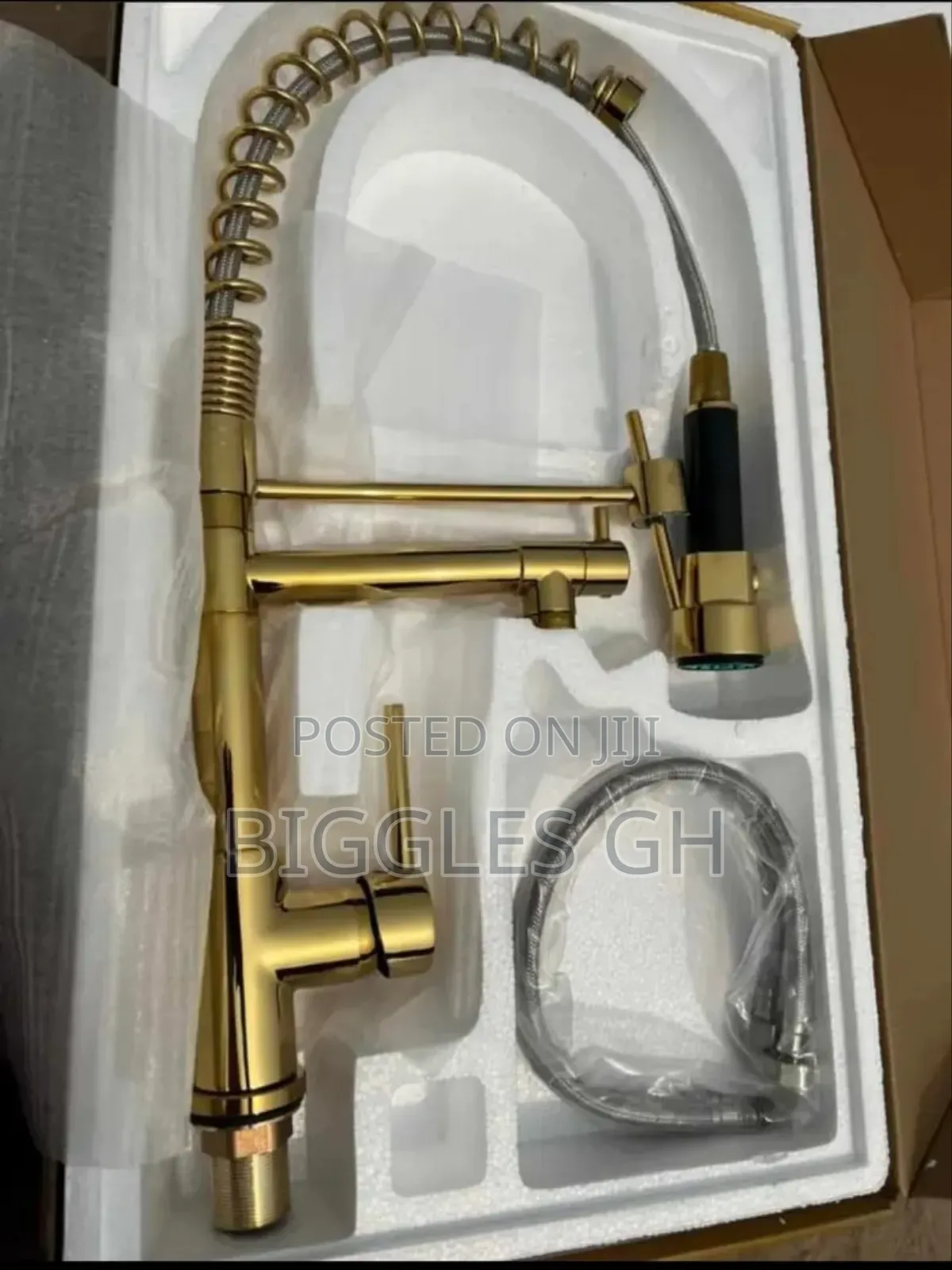 Swivel Pullout Sink Tap- Gold