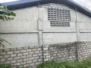 600 SQM Warehouse at Amasaman Kpobiman for Rent
