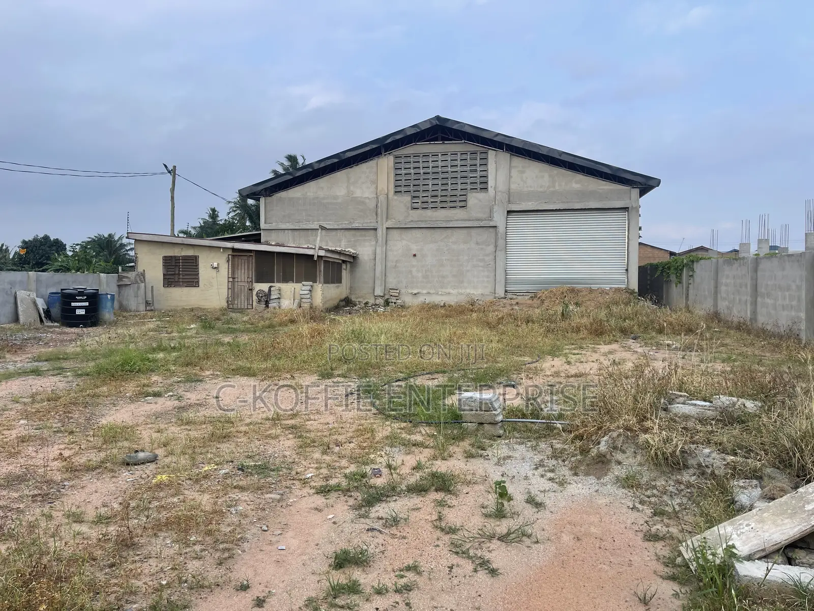 600 SQM Warehouse at Amasaman Kpobiman for Rent