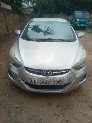 Photo - Hyundai Elantra 2013 Gray