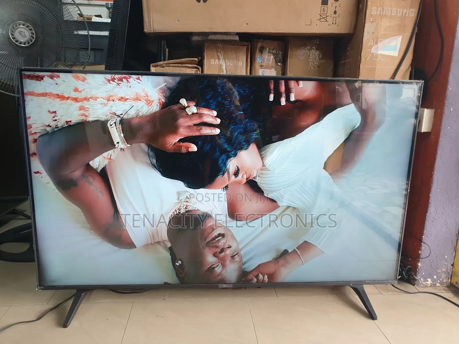 2024/Lg 55"Uhd HDR Edgeless Smart Satellite Tv