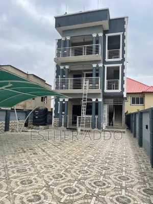 2bdrm Apartment in Ashaley Botwe for rent