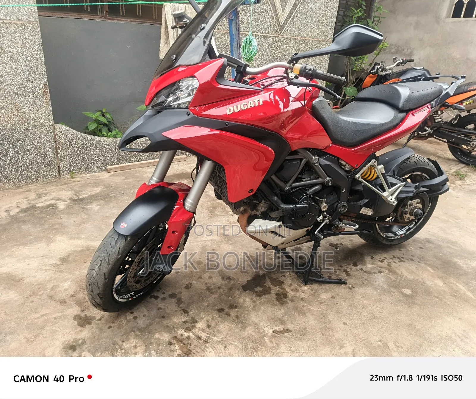 Ducati Multistrada V4 S 2015 Red