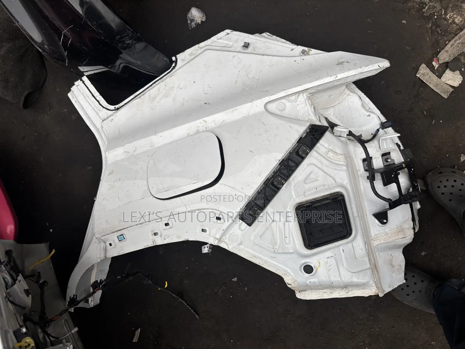 Hyundai Tucson 2021-2025 Back Quarter Panel Available