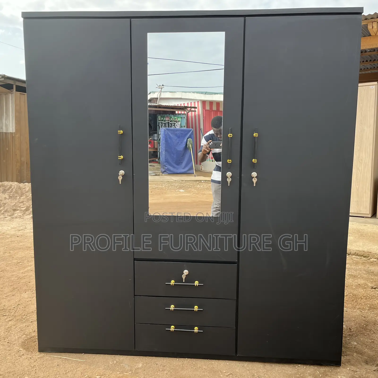 Black 3in1 Wardrobe Very Strong And Durable//Luxurious And Durable