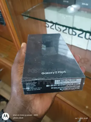 New Samsung Galaxy Z Flip5 512 GB Black
