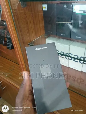 New Samsung Galaxy Z Flip5 512 GB Black