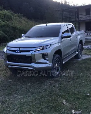 Mitsubishi L200 Bumper And Headlight Bonnet Available Now