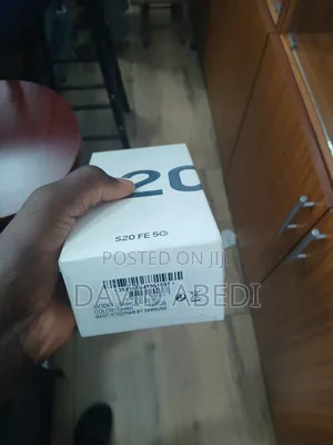 New Samsung Galaxy S20 FE 128 GB Black
