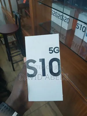 New Samsung Galaxy S10 5G 512 GB Silver