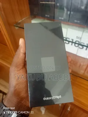 New Samsung Galaxy Z Flip 5 512 GB Black