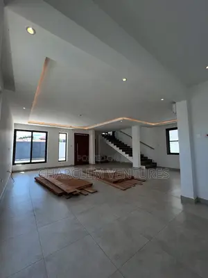 4bdrm House in Charclem Ventures, Ashomang Estate for sale
