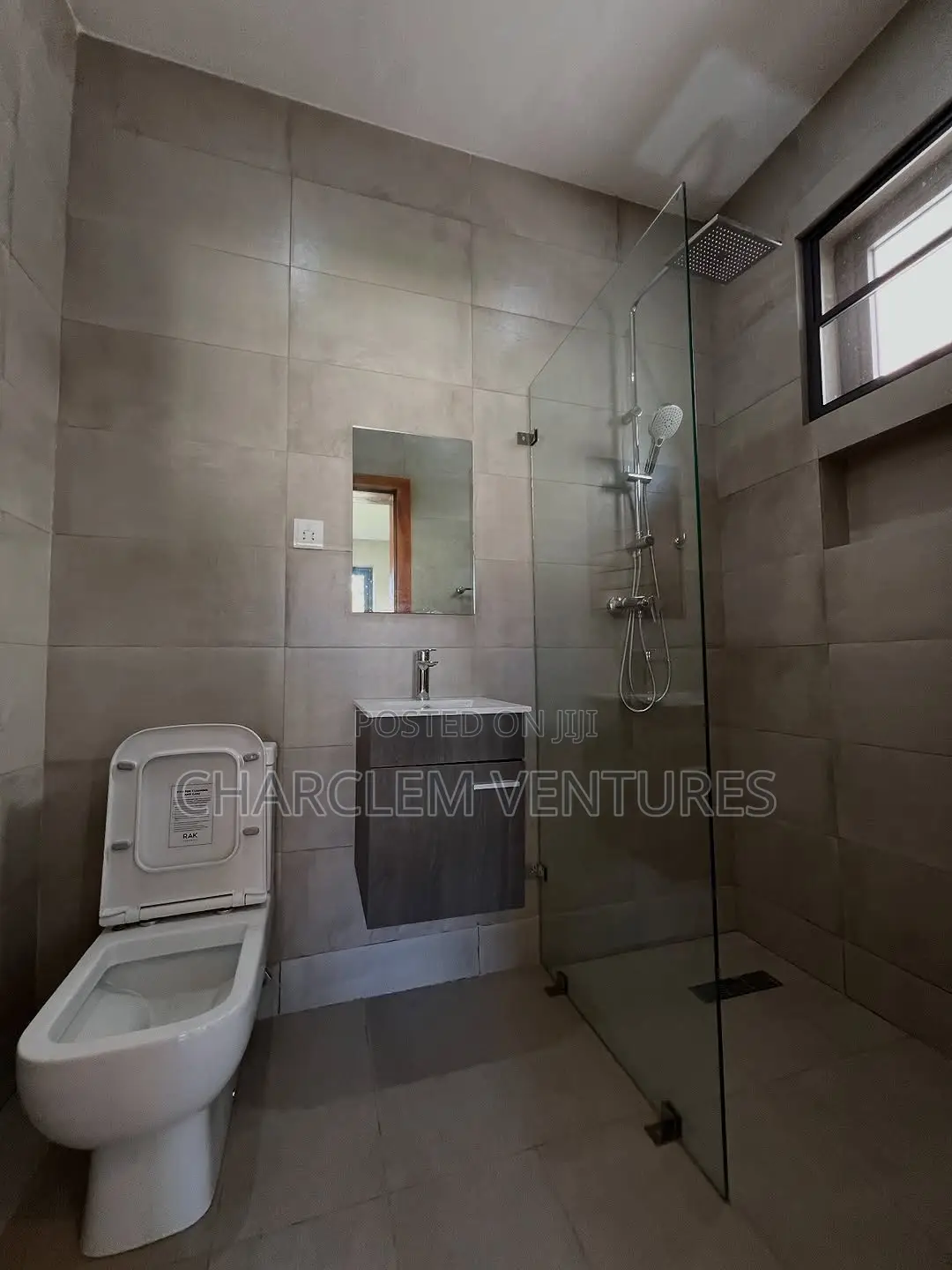 4bdrm House in Charclem Ventures, Ashomang Estate for sale
