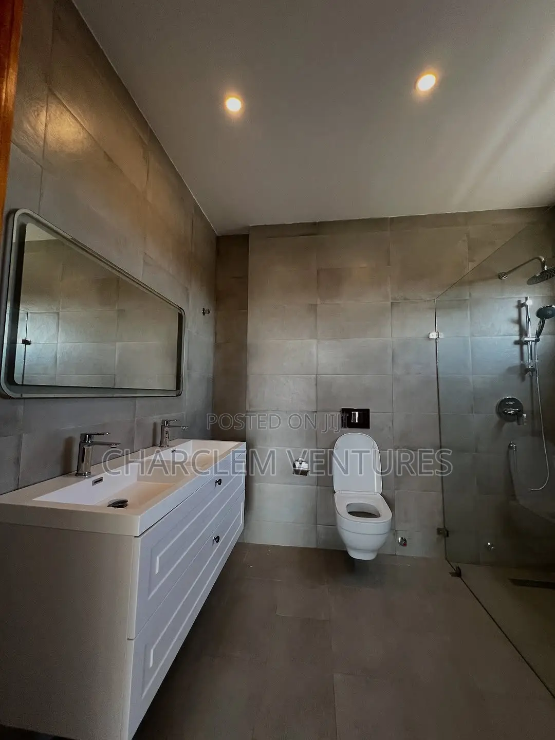 4bdrm House in Charclem Ventures, Ashomang Estate for sale