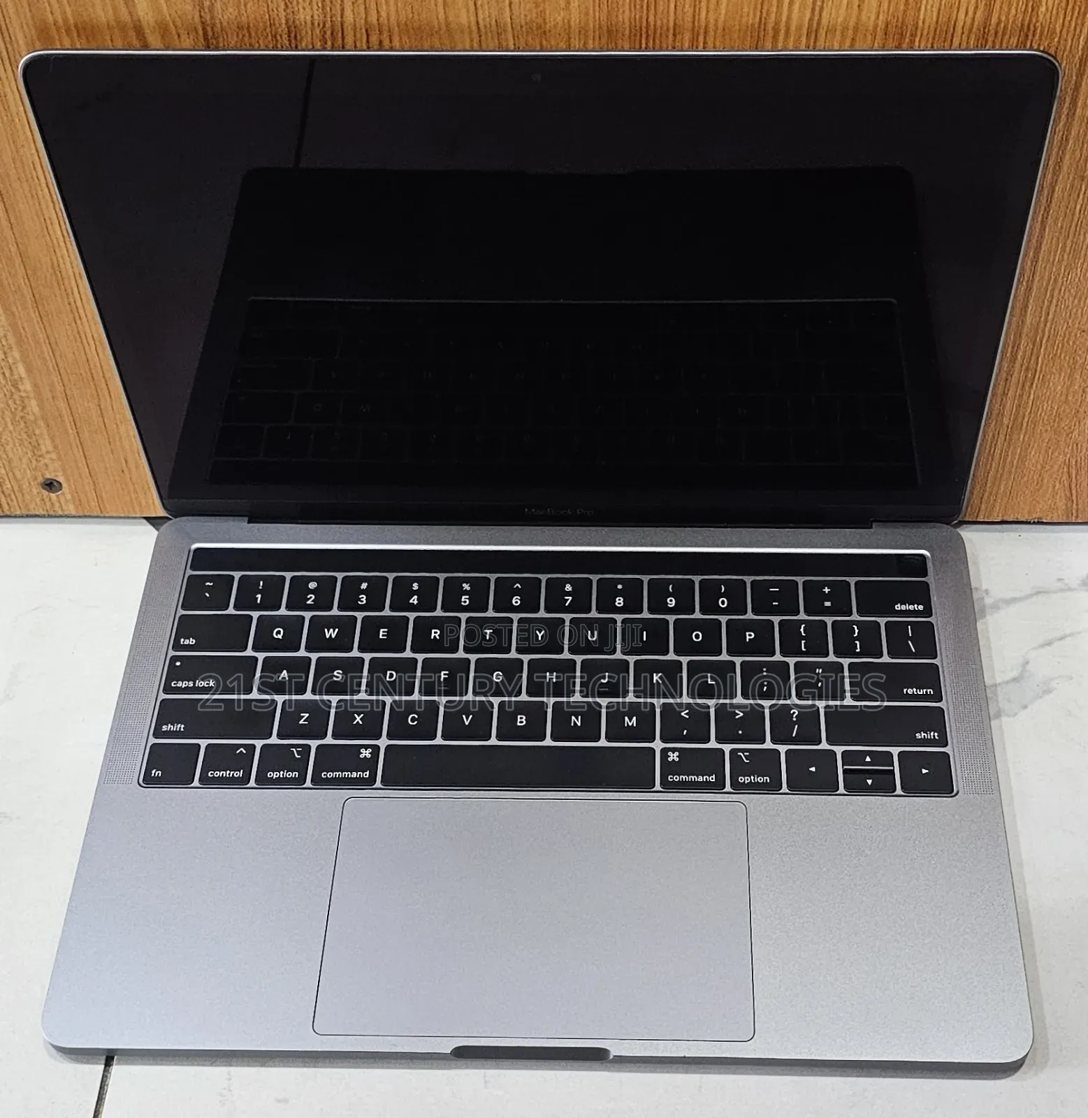 Laptop Apple MacBook Pro 2019 16GB Intel Core i7 SSD 1T