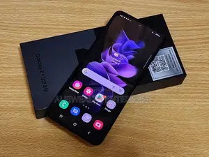 New Samsung Galaxy Z Flip 3 128 GB Black