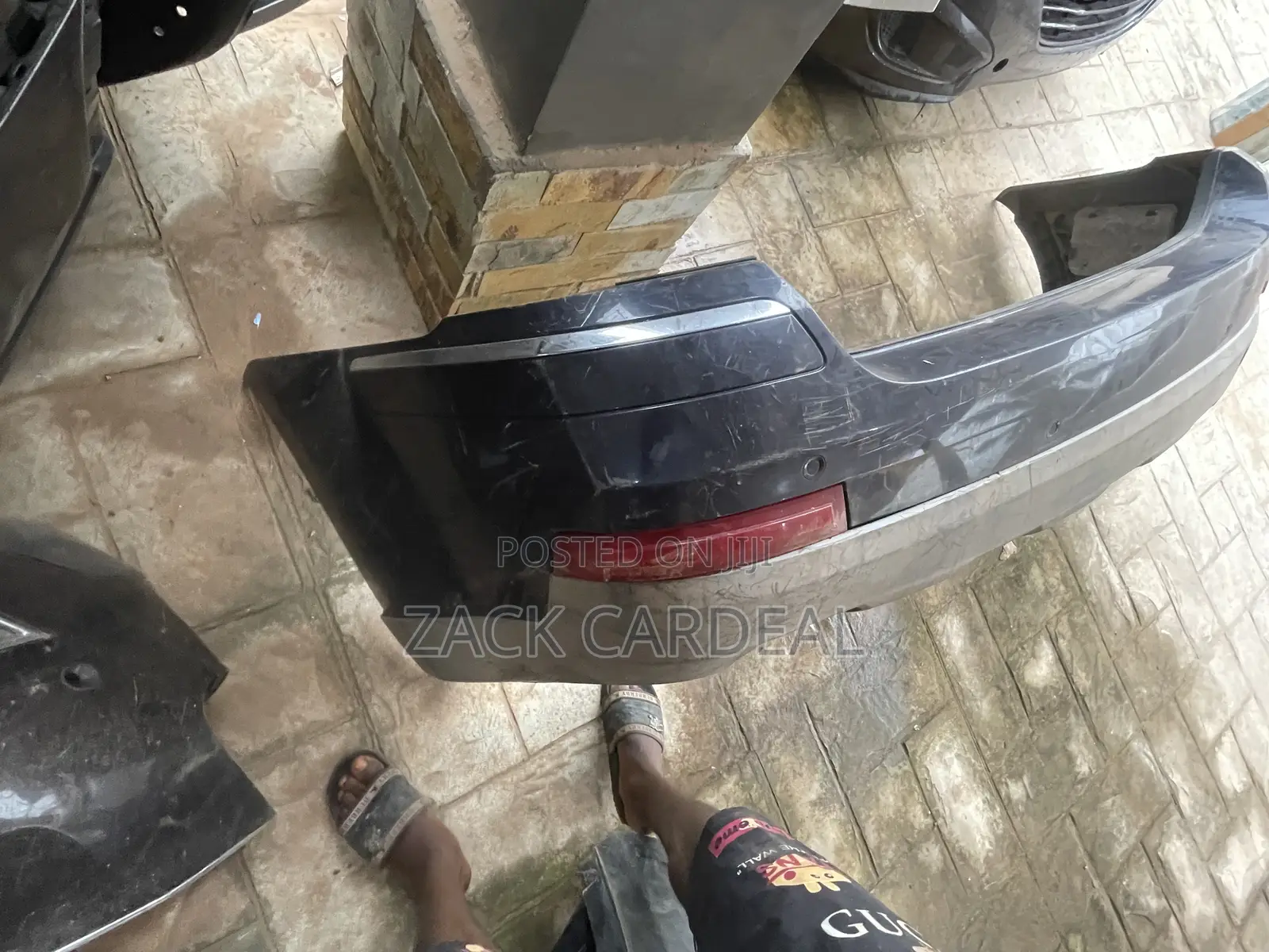 Mercedes Benz Gl-Class (2005-2008) Front Bumper Available