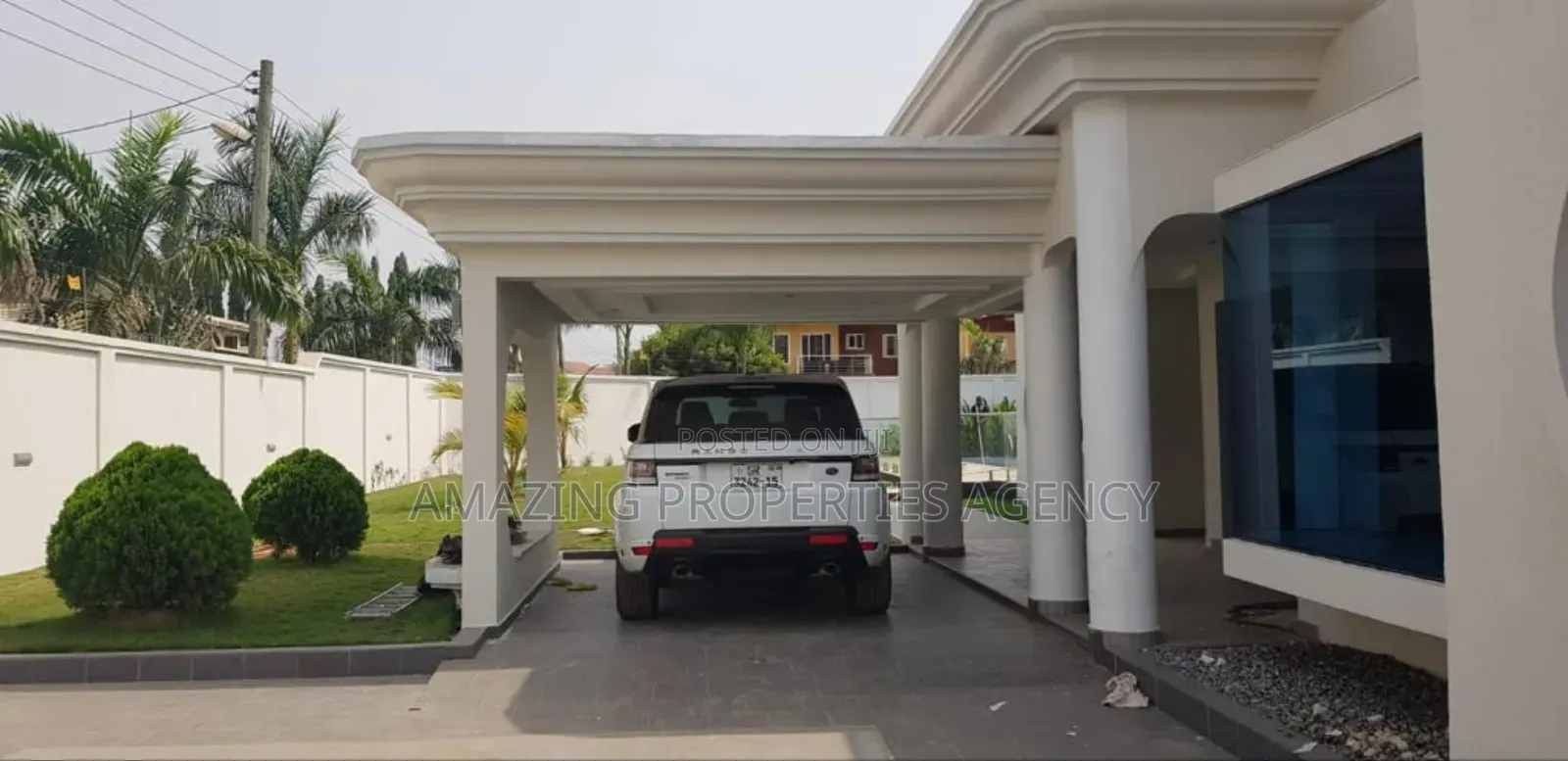 7bdrm House in East Legon for sale