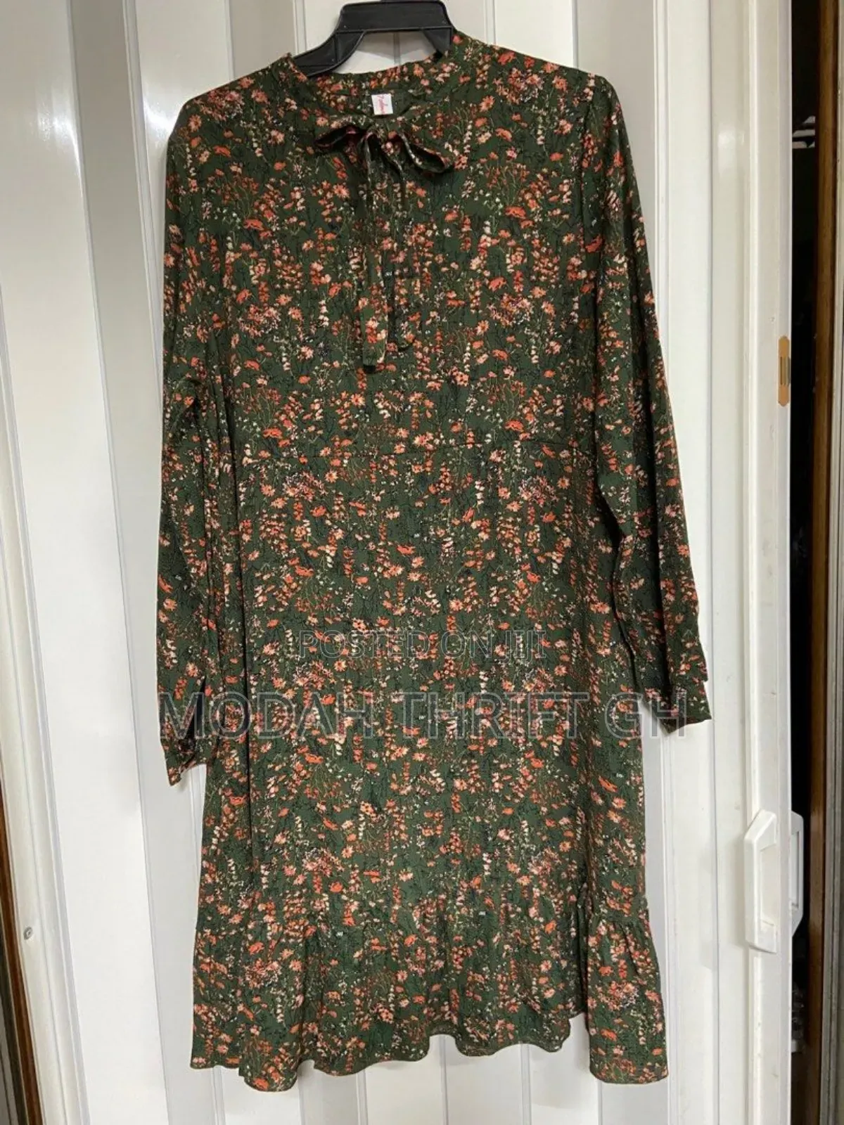 Green Floral Long Sleeves Mini Dress