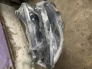 Chrysler 200 2015 Head Light