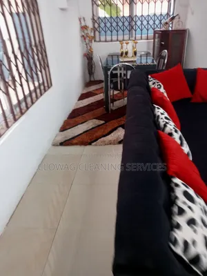 Deep Cleaning Services .