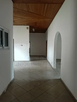 5bdrm House in Unique Key Agency, Dzorwulu for rent