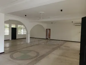 6bdrm House in Unique Key Agency, Dzorwulu for rent