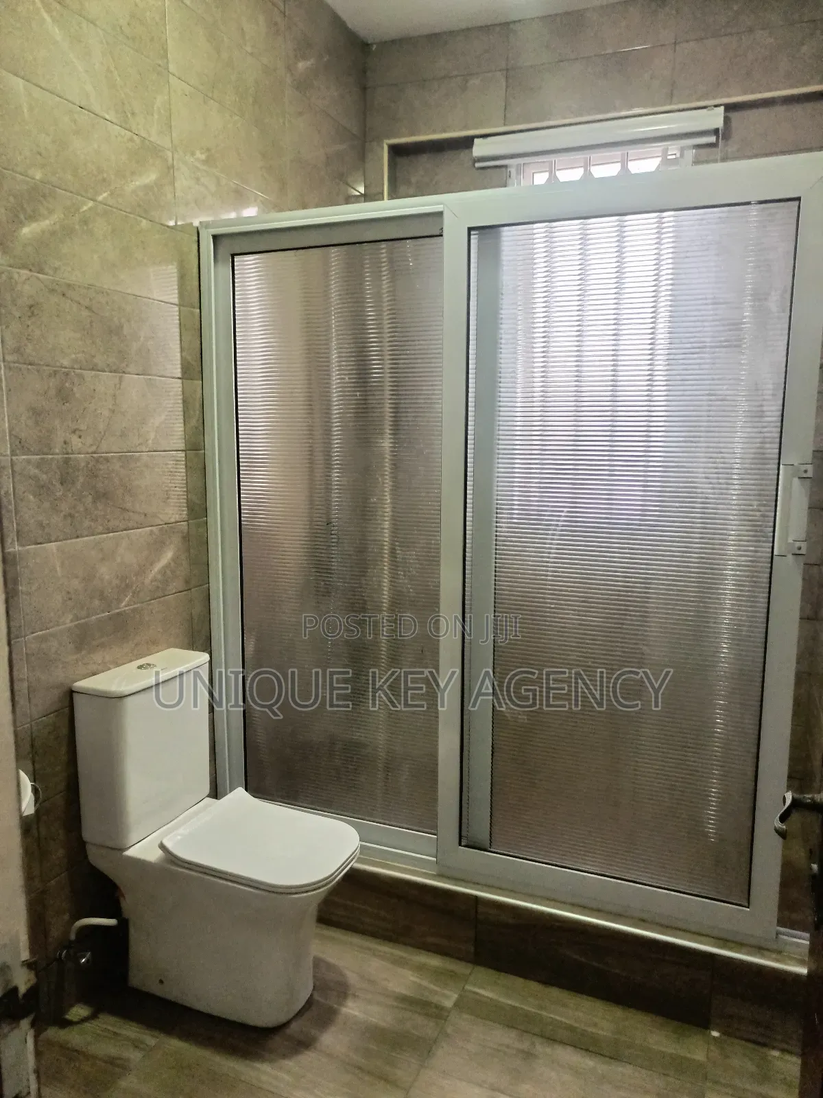 6bdrm House in Unique Key Agency, Dzorwulu for rent