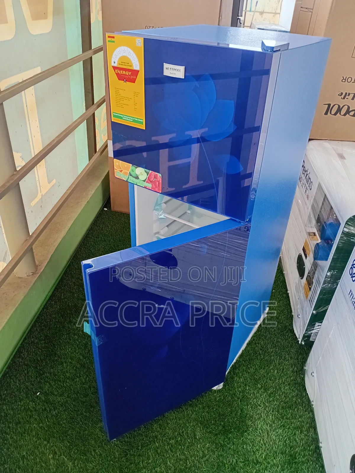 Energy Efficient Fridge-Freezer - Westpool Wp-128a