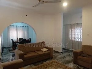 3bdrm House in Unique Key Agency, Manet Court for rent