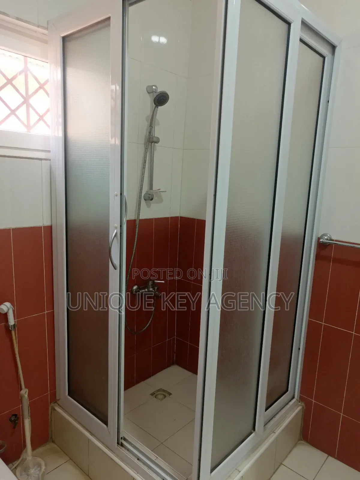 3bdrm House in Unique Key Agency, Manet Court for rent