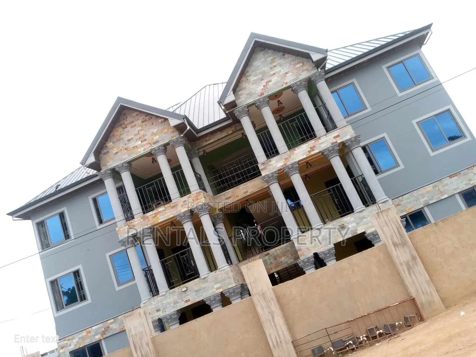 3bdrm Block of Flats in Frafraha for rent