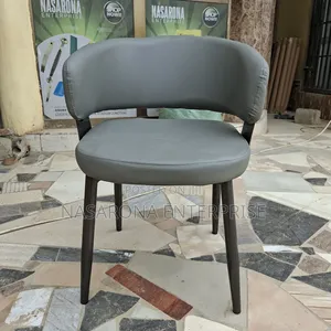Comfortable Arm Rest Chairs