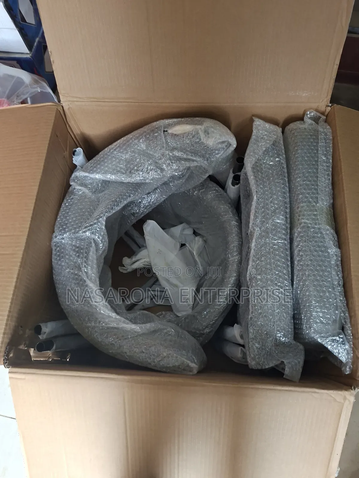 Comfortable Arm Rest Chairs