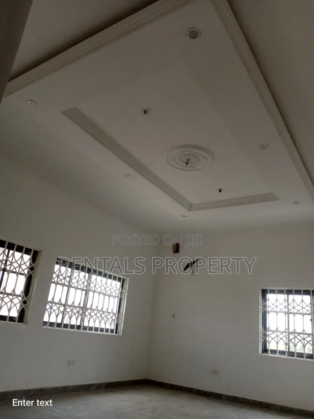 4bdrm Block of Flats in New Legon for rent