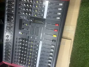 Yamaha Bix 12 Channel Usb Mixer