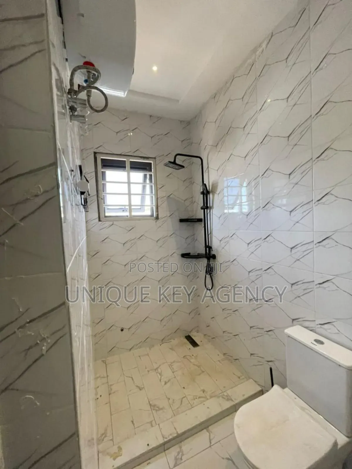 3bdrm House in Unique Key Agency, New Legon for sale