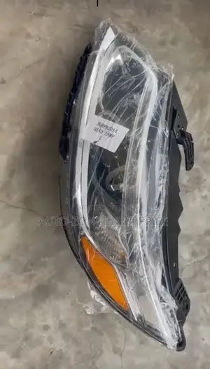 Kia Sorento 2014 Headlights