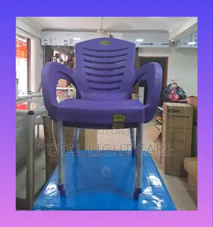 Mornach Plastic Chair