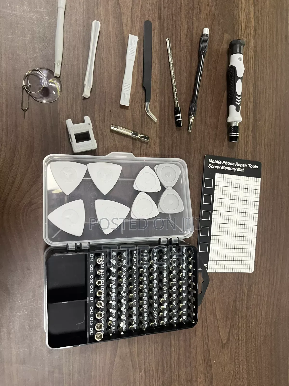 115 in 1 Screwdriver Set With Magnetic Pad