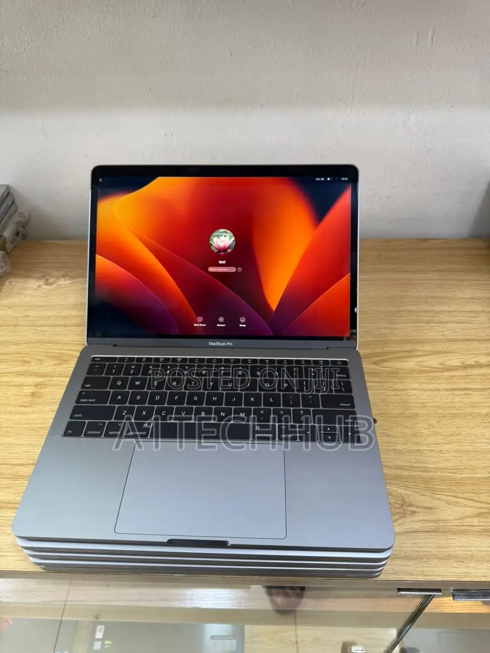 Laptop Apple MacBook Pro 2017 8GB Intel Core i5 SSD 256GB
