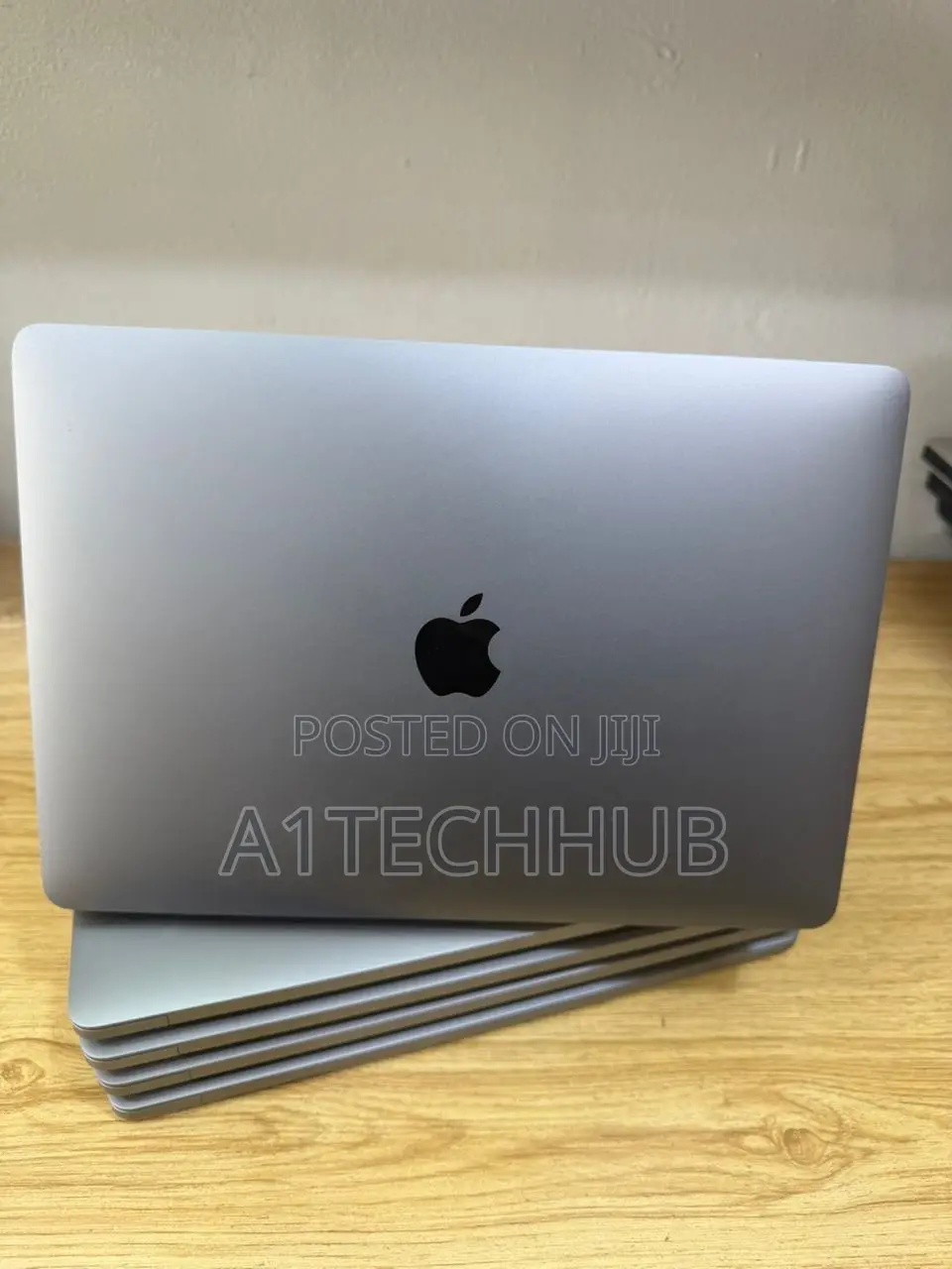 Laptop Apple MacBook Pro 2017 8GB Intel Core i5 SSD 256GB