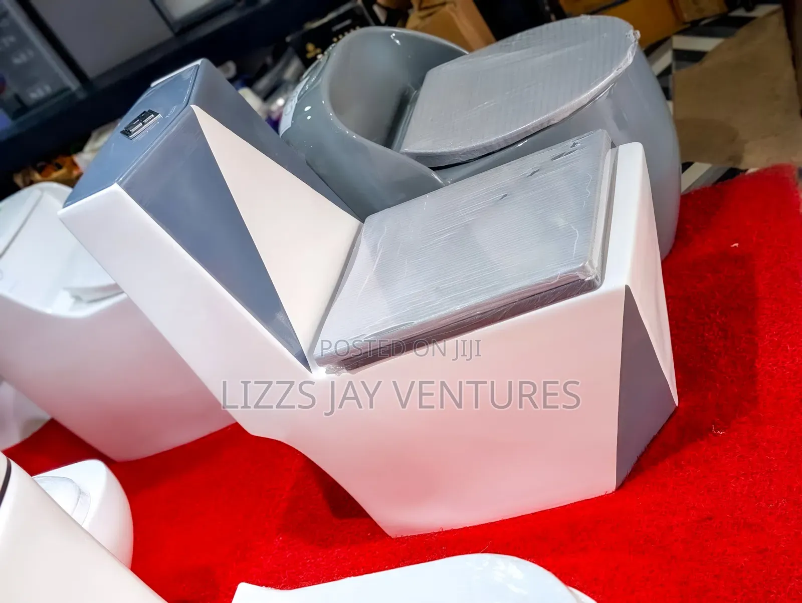 Diamond Water Closet