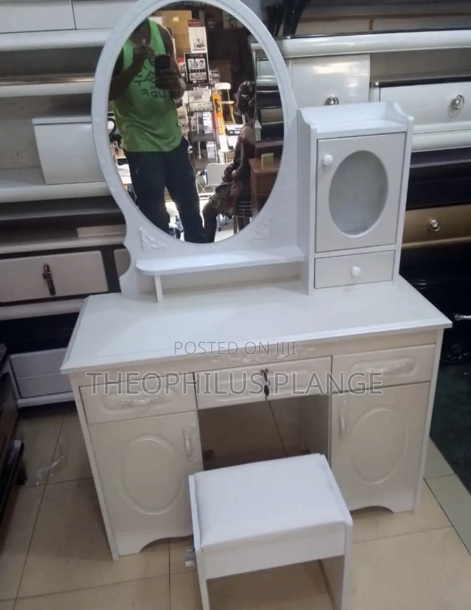 Dressing Mirror Set , Wood and White Design