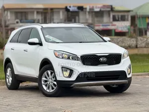 Kia Sorento 4dr SUV 2016 White