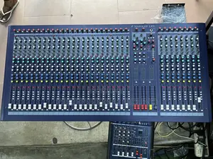 Soundcraft Lx9 32 Channel Analog Mixer