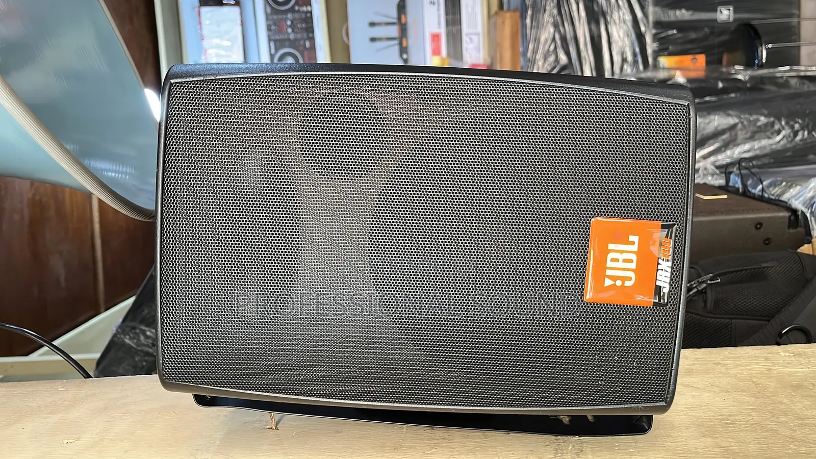 6.5" 2-Way Wall Mounted Speaker JBL