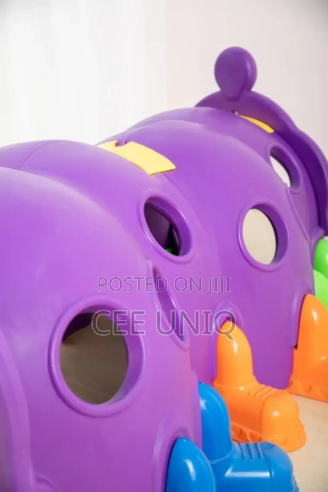 Kids Crawling Tunnel