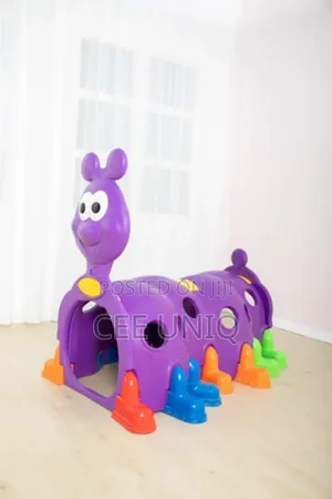 Kids Crawling Tunnel
