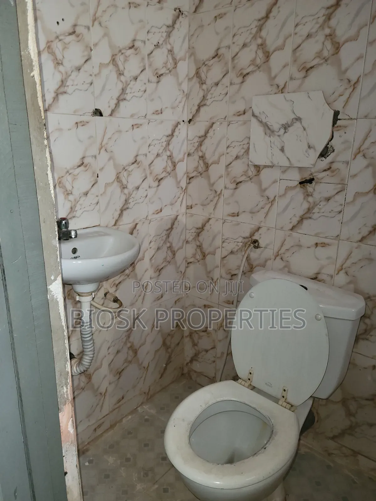 1bdrm Apartment in Biosk Properties, Malejor for rent